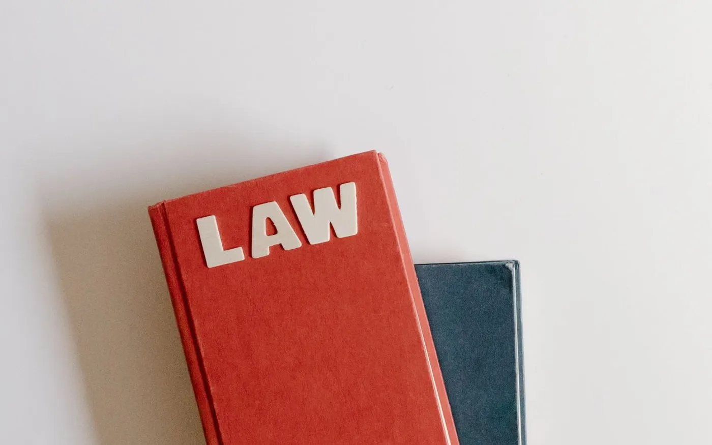 Bound legal volumes on a plain ground